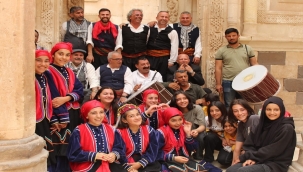  Doğubayazıt'ın Halk Oyunları Çığlığı: 4 Yıldır Maddi İmkansızlıklar Nedeniyle Yarışmalara Gidilemiyor