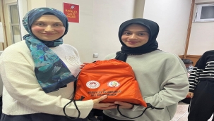 ​​​​​​​Doğubayazıt'ta Anlamlı Ziyaret: Kaymakam Eşi Tuğba Ekinci, Öğrenci Pansiyonunda Genç Kızlarla Buluştu