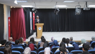 ​​​​​​​AİÇÜ'de Rektör–Öğrenci Buluşmaları Patnos'ta Devam Etti