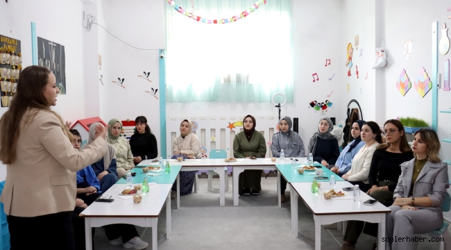  AİÇÜ Bilim Kafe Buluşmasında "Kreşte Çocuk Güvenliği" Konuşuldu