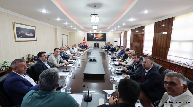 AİÇÜ'de Yeni Dönem Hazırlıkları: Rektör Gülçin Başkanlığında Kapsamlı İstişare Toplantıları