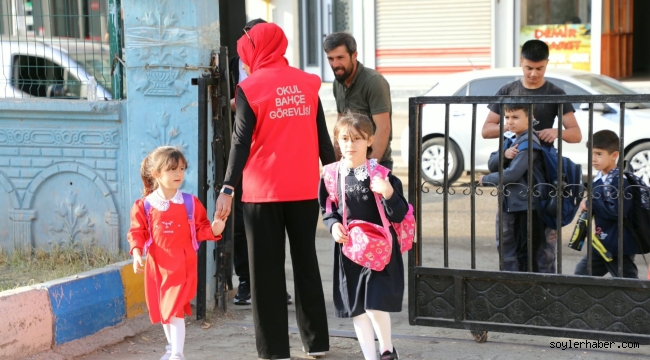 Ağrı'da 409 Okul Bahçe Görevlisi Sahada: Öğrenciler İçin Güvenli Eğitim Ortamı